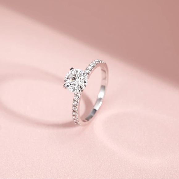 1.2 Carat Moissanite Diamond Engagement Ring 💍 💎 Stamped 925 sterling si… - Picture 1 of 7